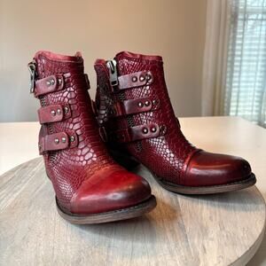 Freebird Grecko Boots Women's 8 Red Croc Snake Leather Harness Zip Ankle Boots